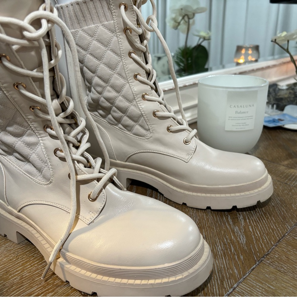 Short boots